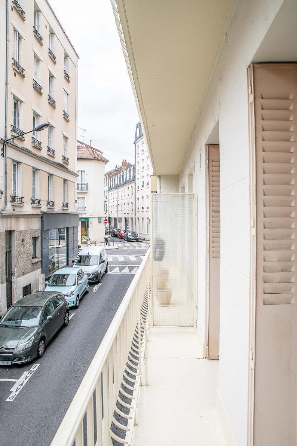 Le Dejoux - Appartement Avec Terrasse En Centre Ville Виши Екстериор снимка