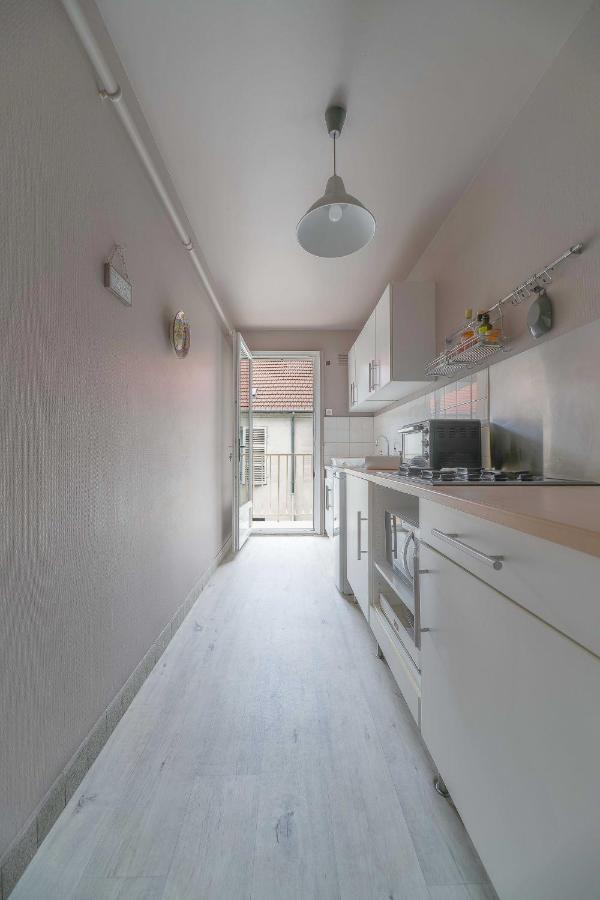 Le Dejoux - Appartement Avec Terrasse En Centre Ville Виши Екстериор снимка
