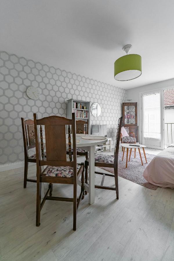Le Dejoux - Appartement Avec Terrasse En Centre Ville Виши Екстериор снимка