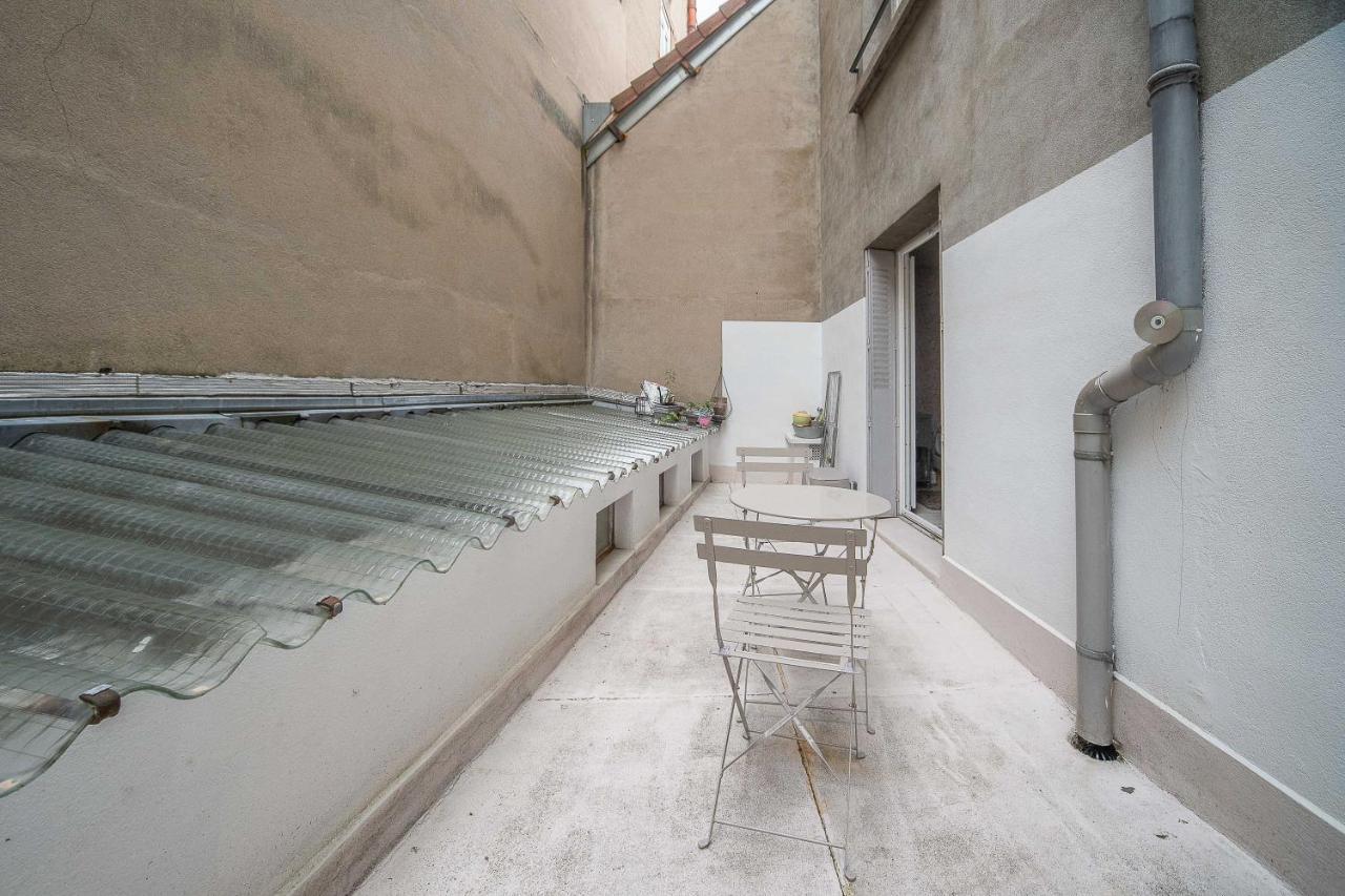 Le Dejoux - Appartement Avec Terrasse En Centre Ville Виши Екстериор снимка