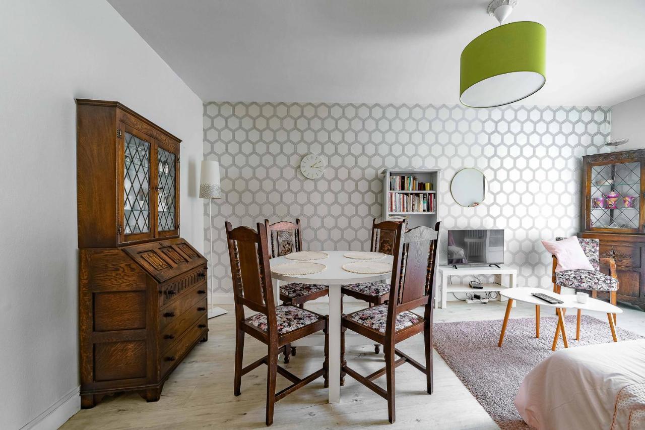 Le Dejoux - Appartement Avec Terrasse En Centre Ville Виши Екстериор снимка