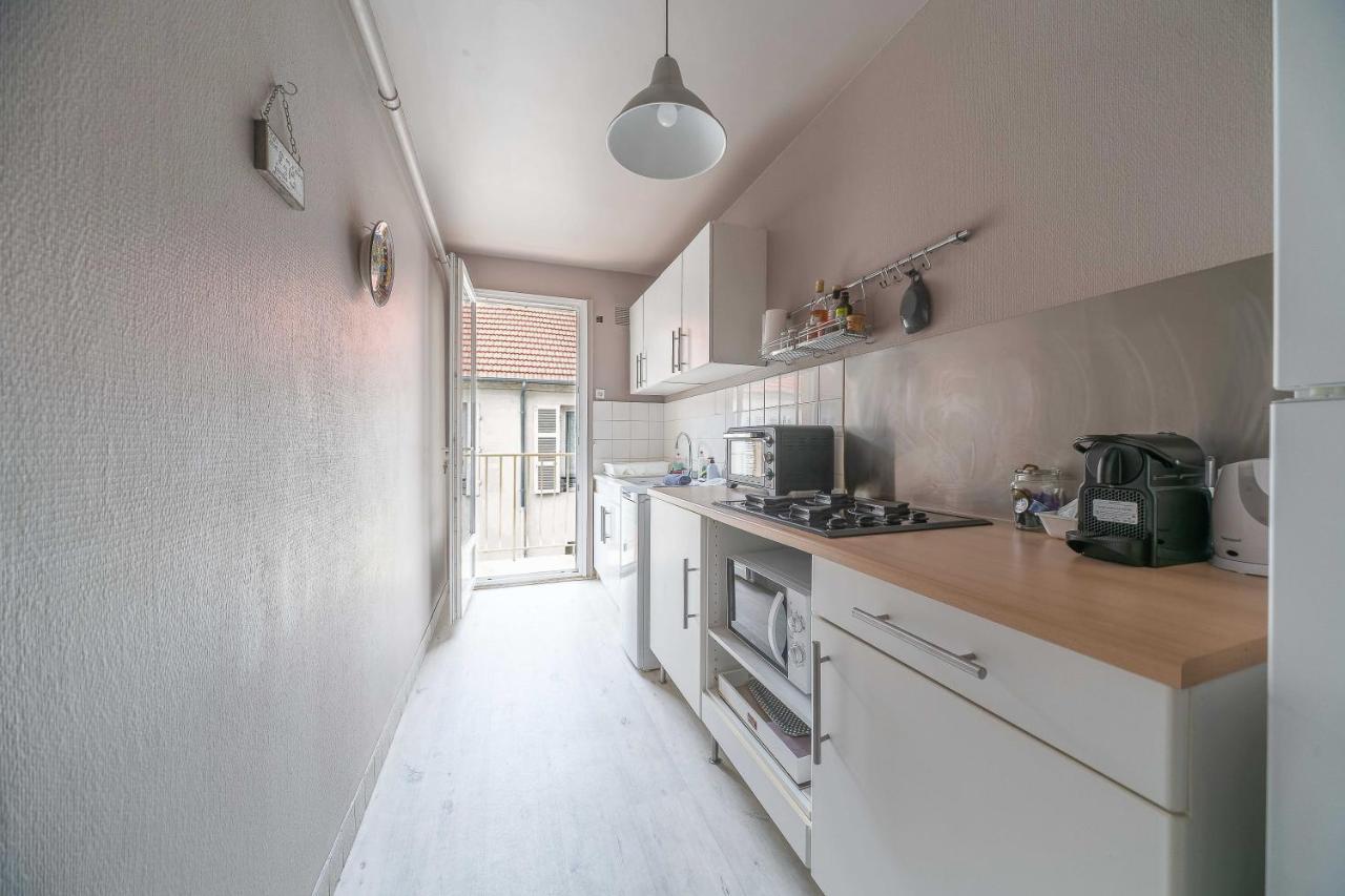 Le Dejoux - Appartement Avec Terrasse En Centre Ville Виши Екстериор снимка